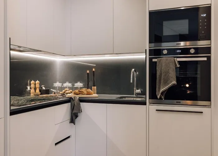 Asta - 2 Bedrooms In Santo Antonio 아파트 리스본