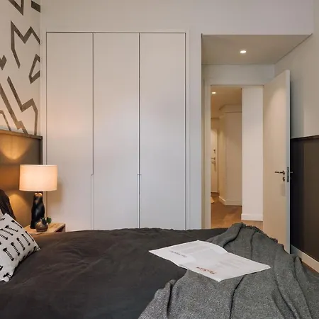 Asta - 2 Bedrooms In Santo Antonio * Lisboa